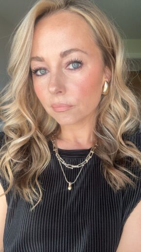 Lauren Hair & Makeup Artist  